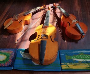 Blackheath 3 viols 1 wing cropped